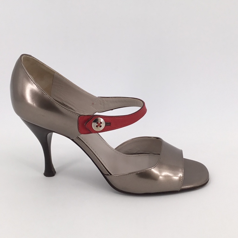 Marc Jacobs Gray and Red Patent Leather Heels